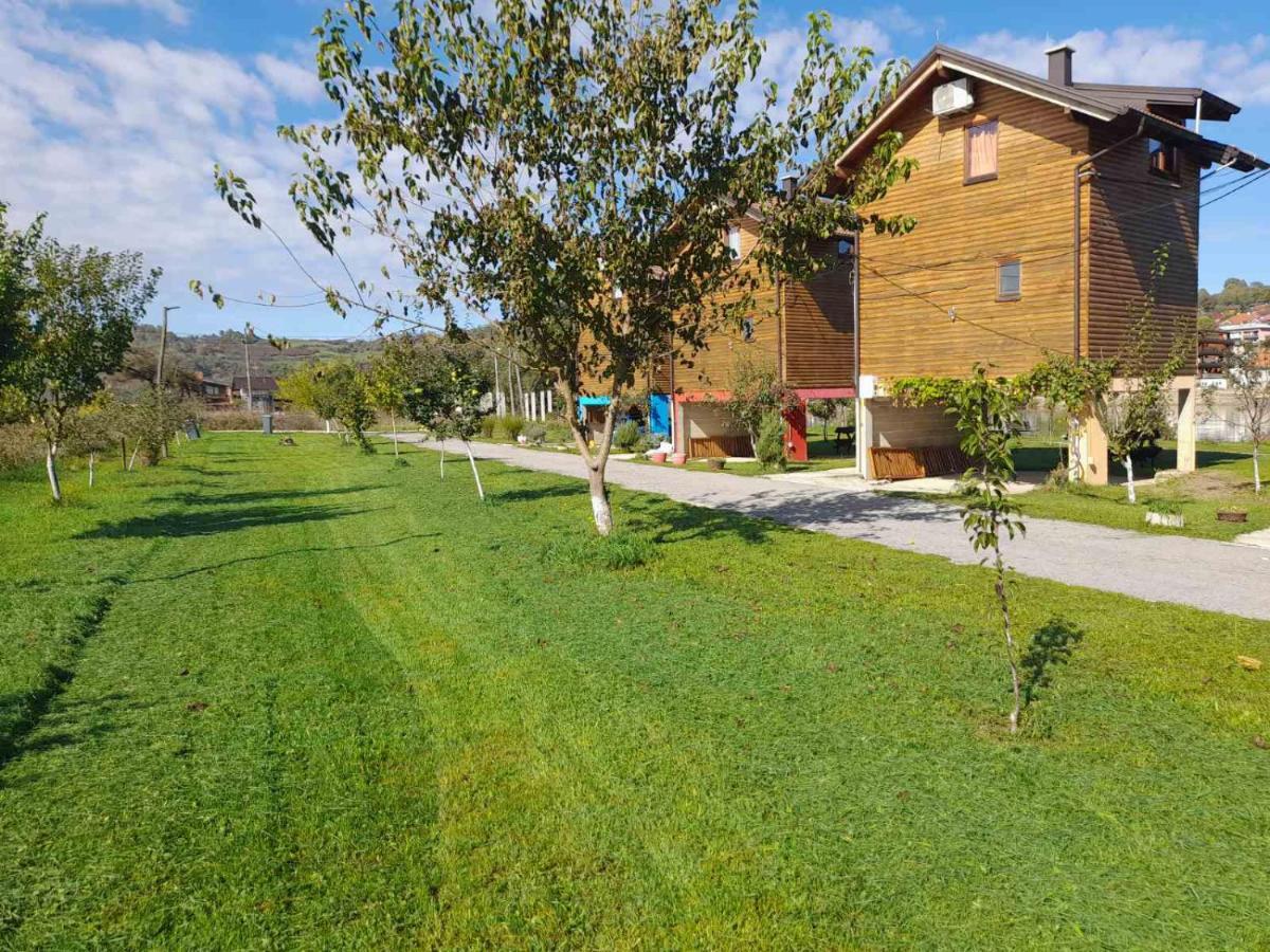 Homes Piralo * Kostajnica