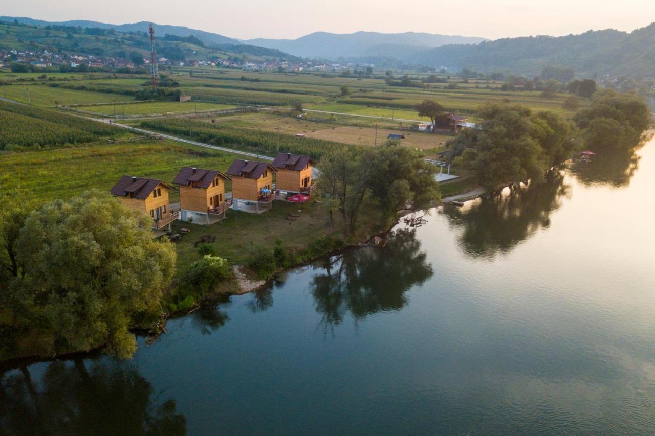 度假居 Homes Piralo Kostajnica